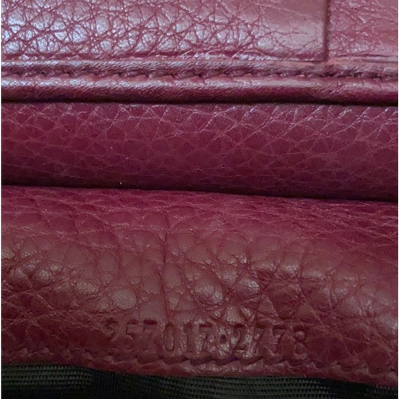 Authentic Gucci Leather Wallet. - Picture 7 of 16